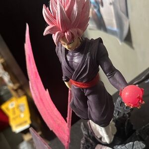 Dragon Ball figure statue son goku with scythe